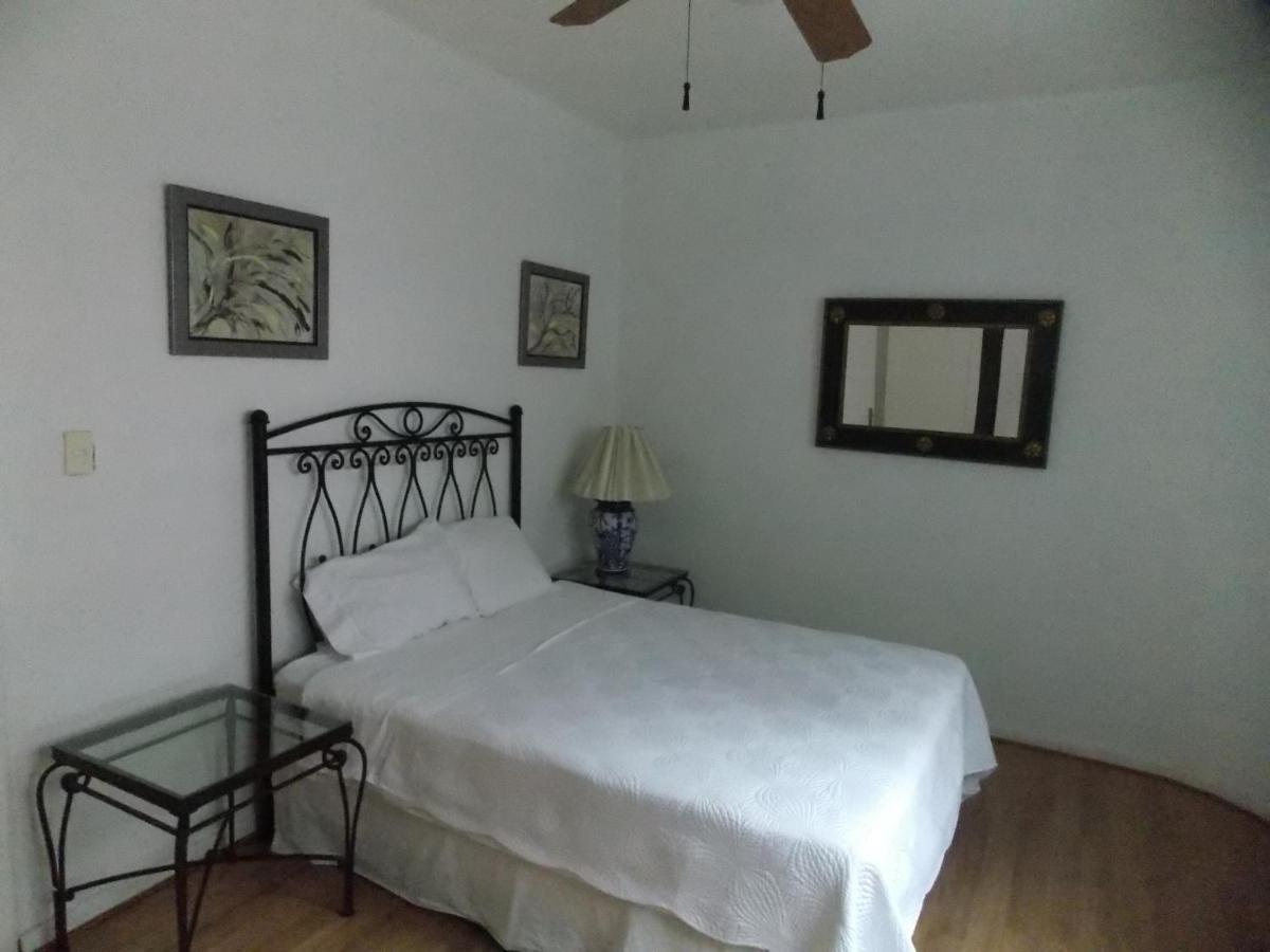 Steinhaus Suites Homero Meksika Dış mekan fotoğraf